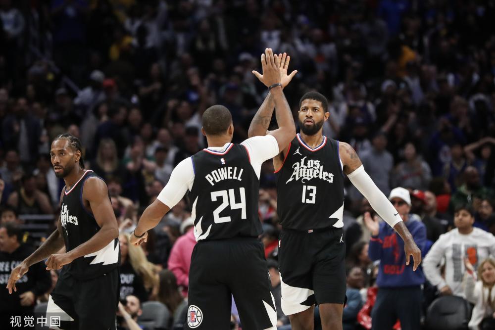 伤仍咬牙坚 伤仍咬牙坚