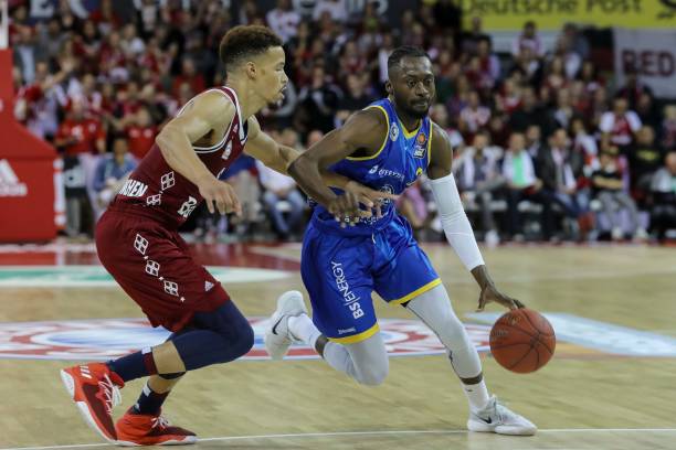 少年追求梦 少年追求梦